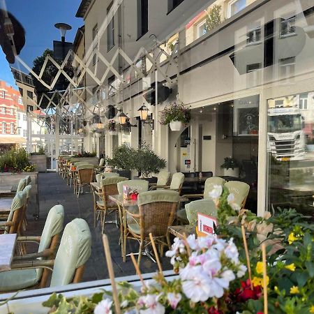 Hotel Restaurant La Piazza Valkenburg aan de Geul Eksteriør billede
